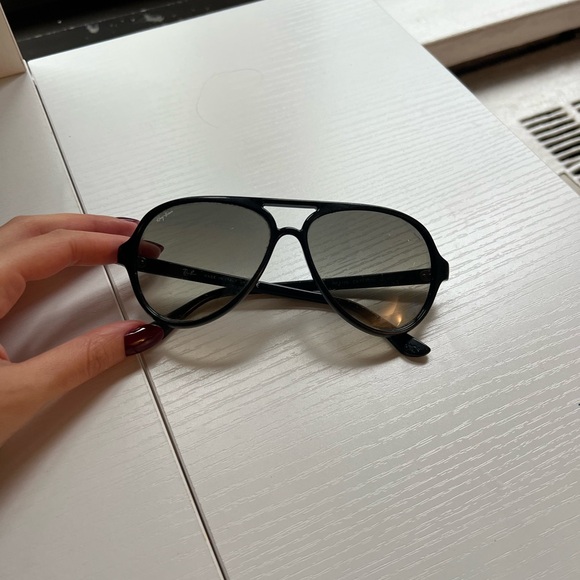 Aviator Ray Bans - Picture 4 of 10